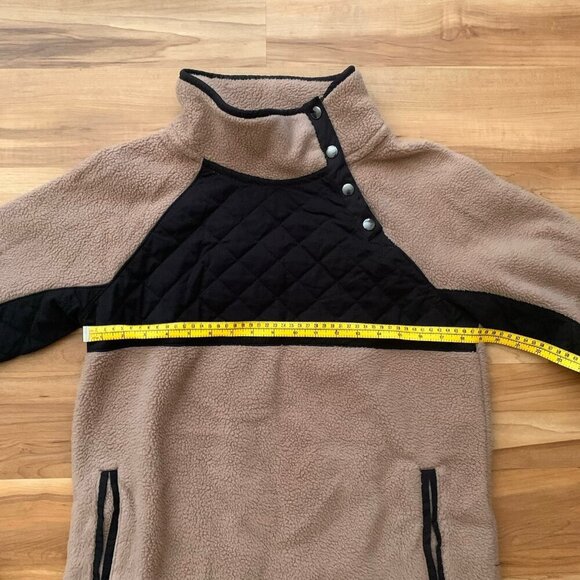 Abercrombie And Fitch Jacket Womens Medium Brown Black Fleece Quilted NWT - Picture 3 of 11